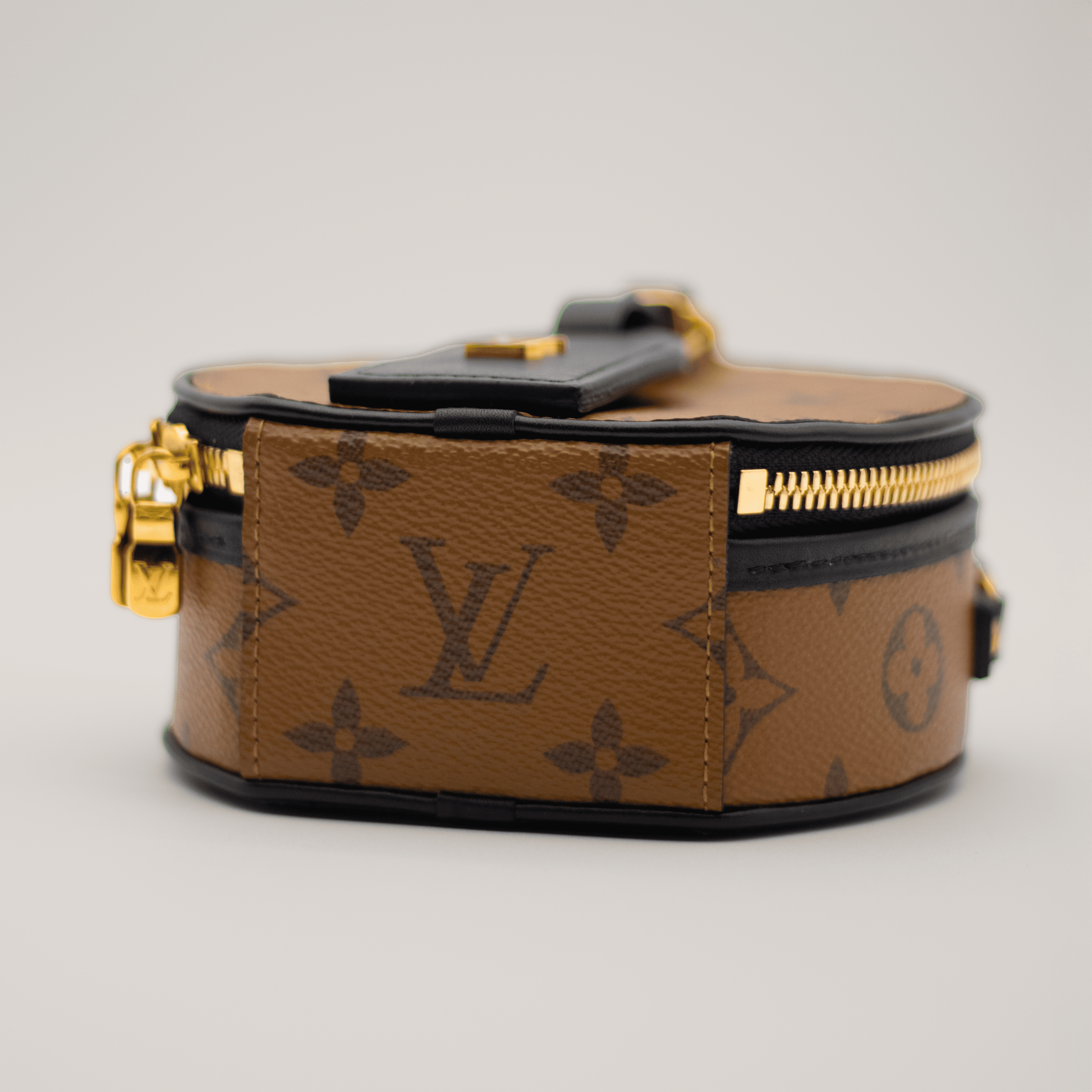 Louis Vuitton Mini Boîte Chapeau Bag