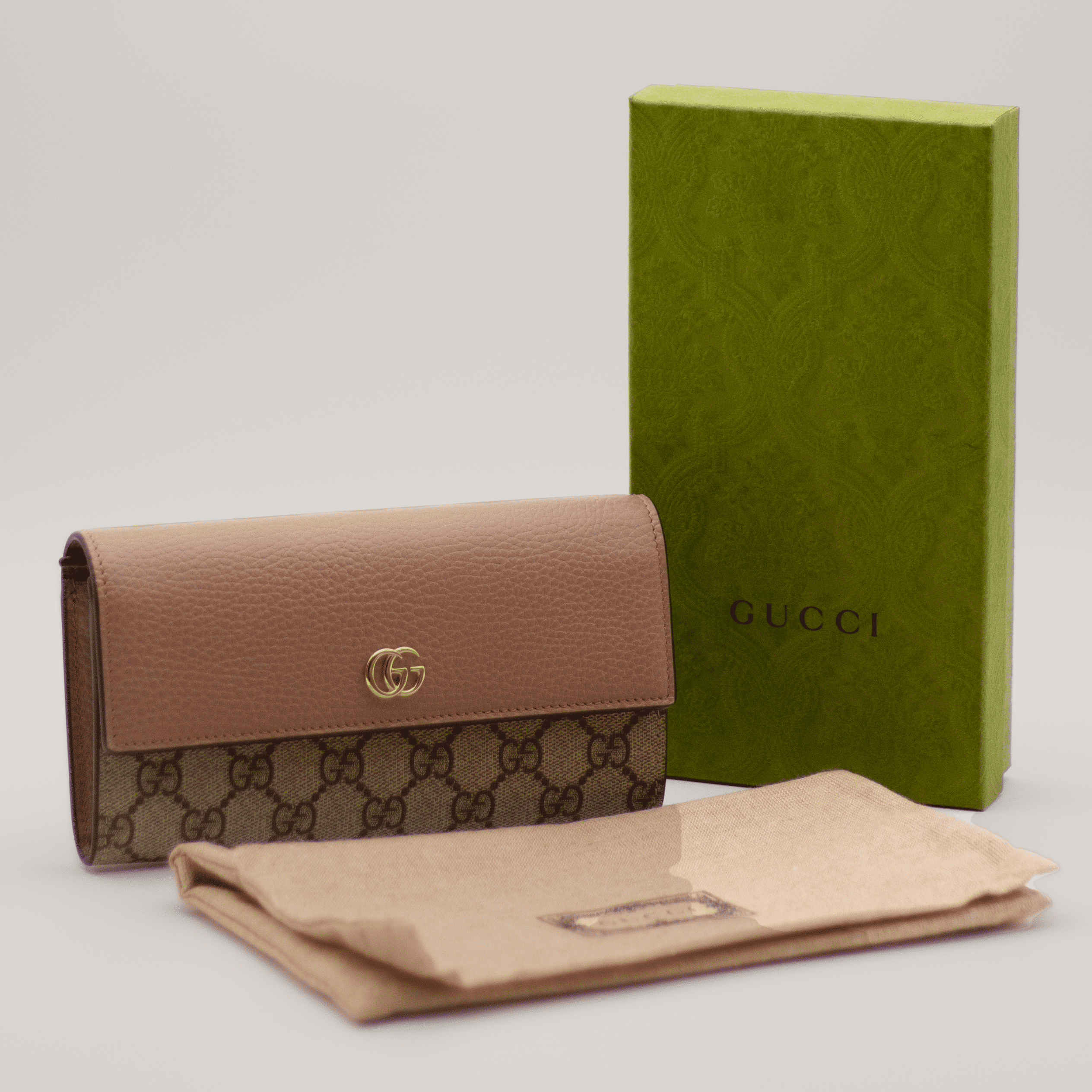 Gucci GG Marmont Wallet