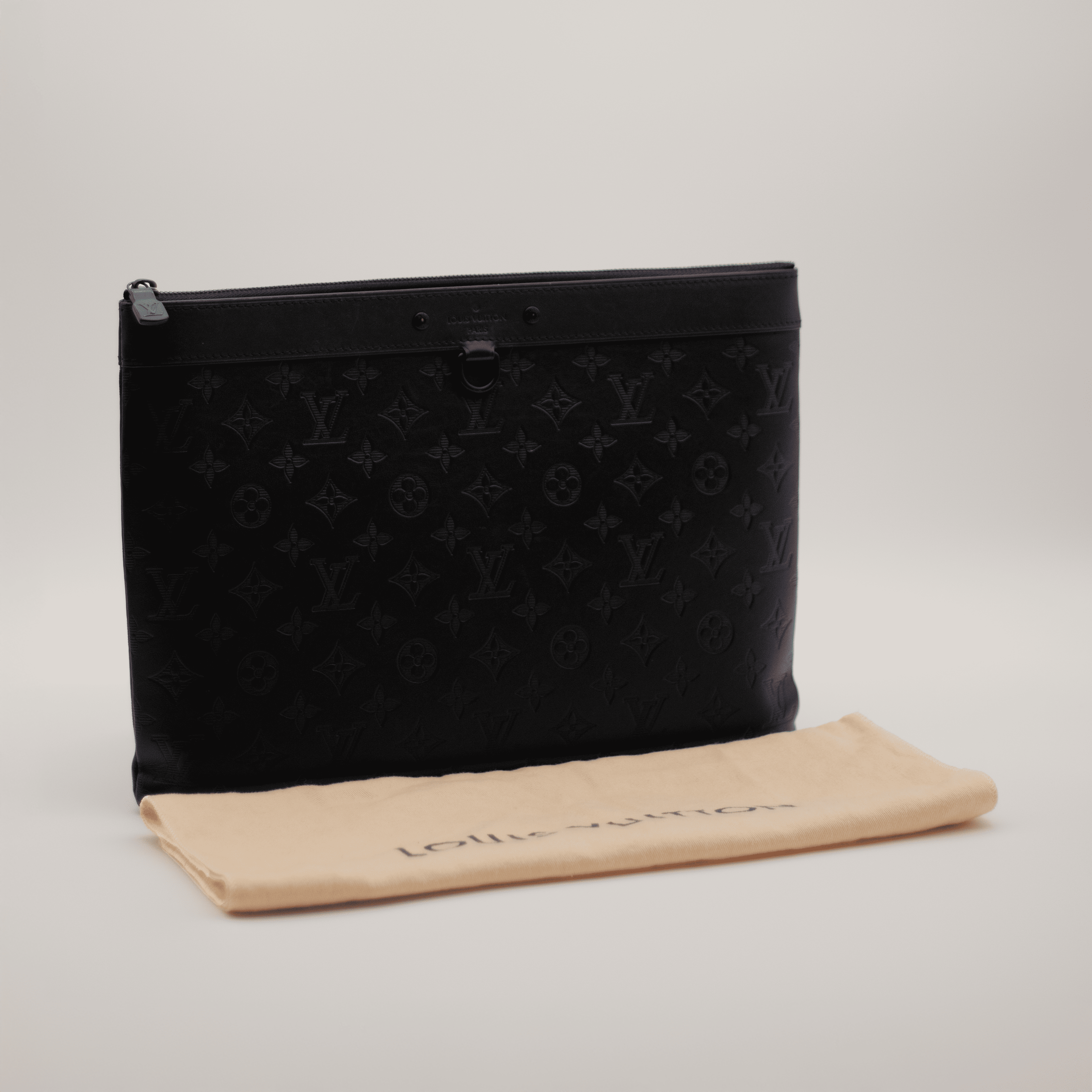 Louis Vuitton Monogram Discovery Pochette 