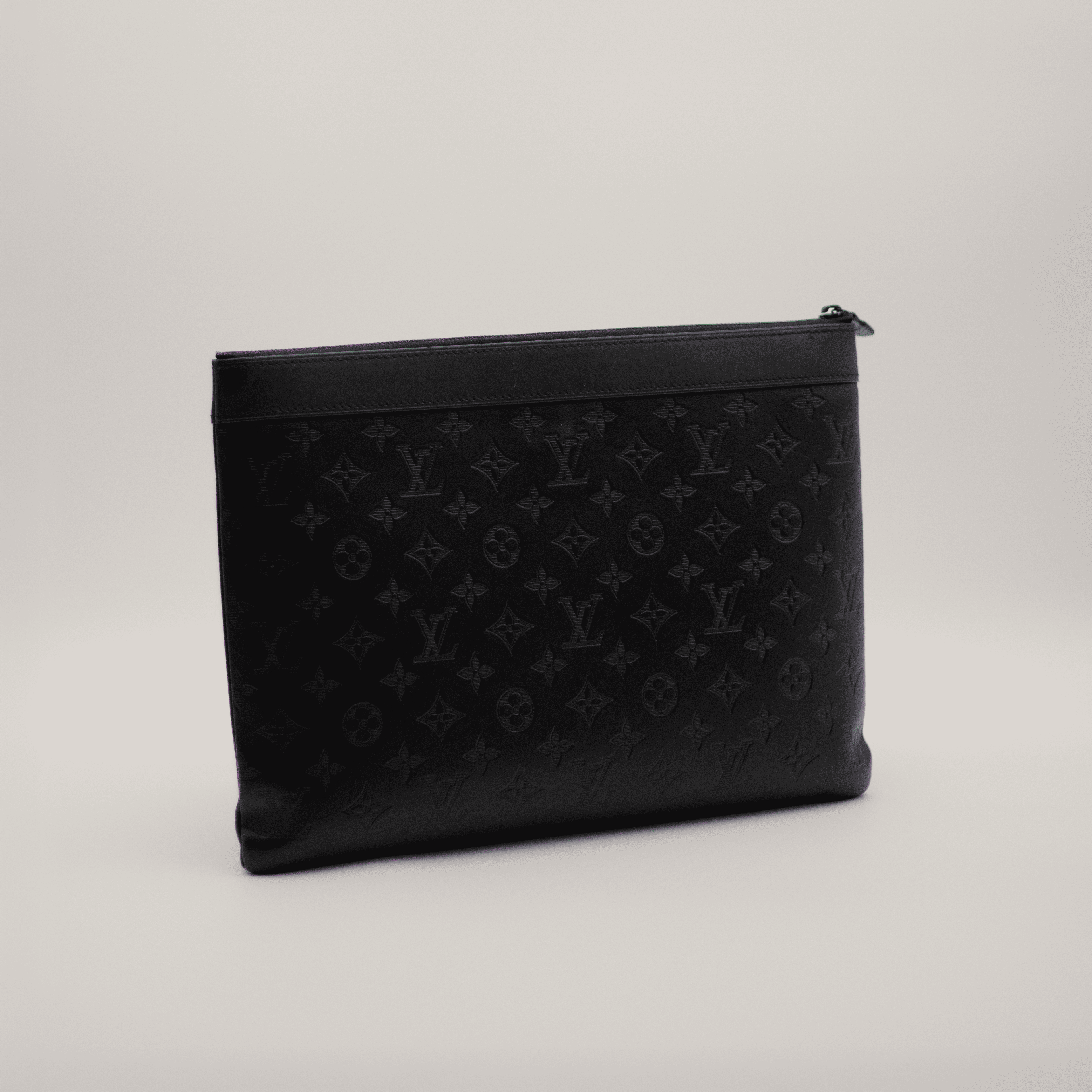 Louis Vuitton Monogram Discovery Pochette 