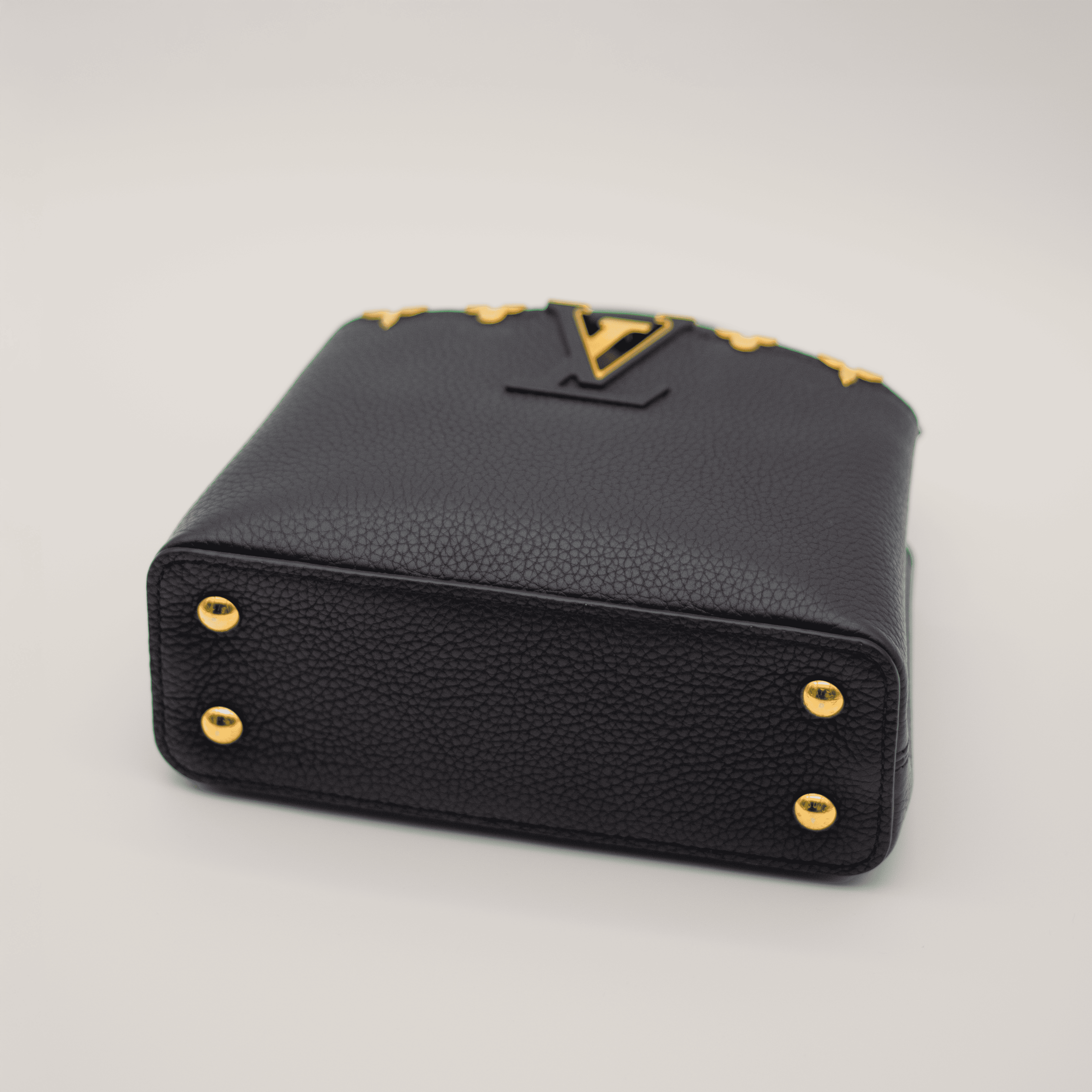 Louis Vuitton Capucines Mini Bag